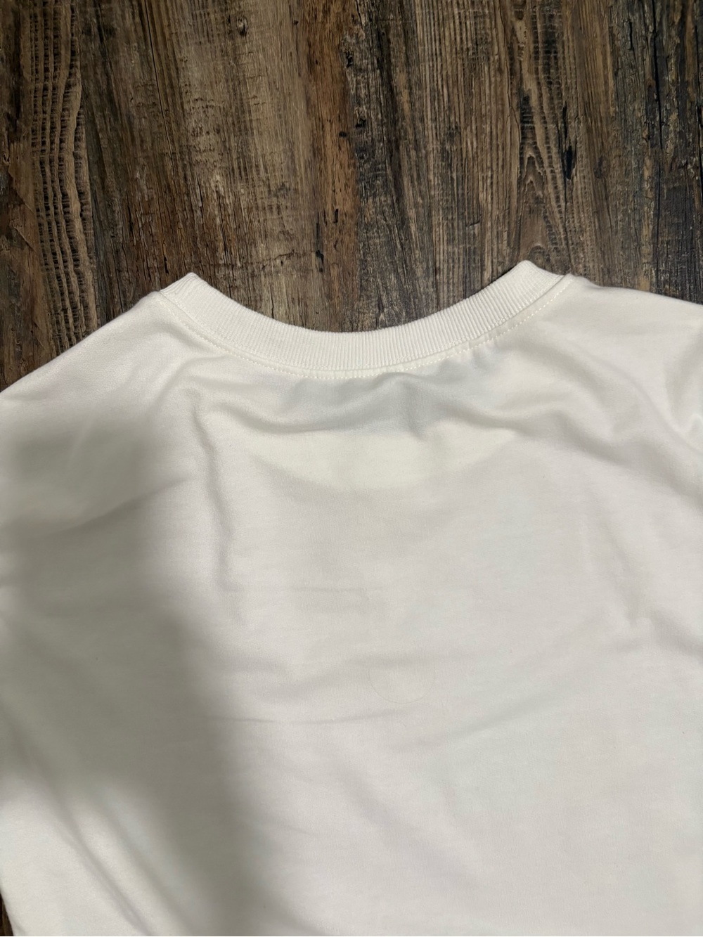 Women’s Sweater With Pockets $10.00 Size Small Never Worn - Picture 5 of 6